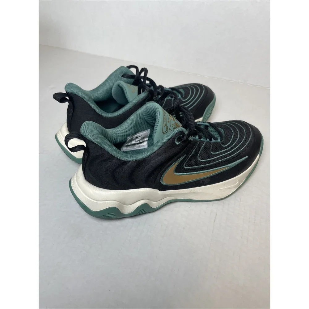 Nike Giannis Immortality 4 Kids Basketball Shoes Size 5.5Y Black Bicoastal Gold